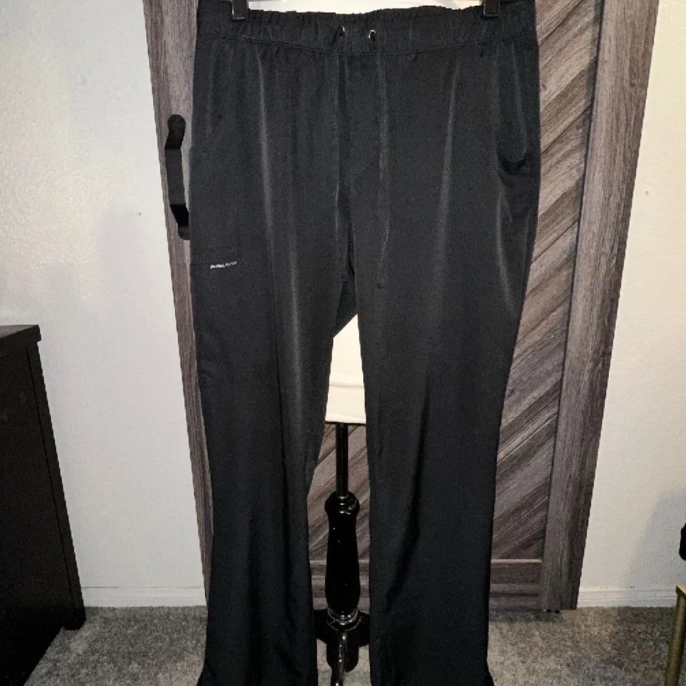 Scrub pants